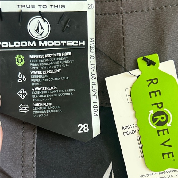 Volcom Men's Charcoal and Black Board Shorts - Picture 6 of 6